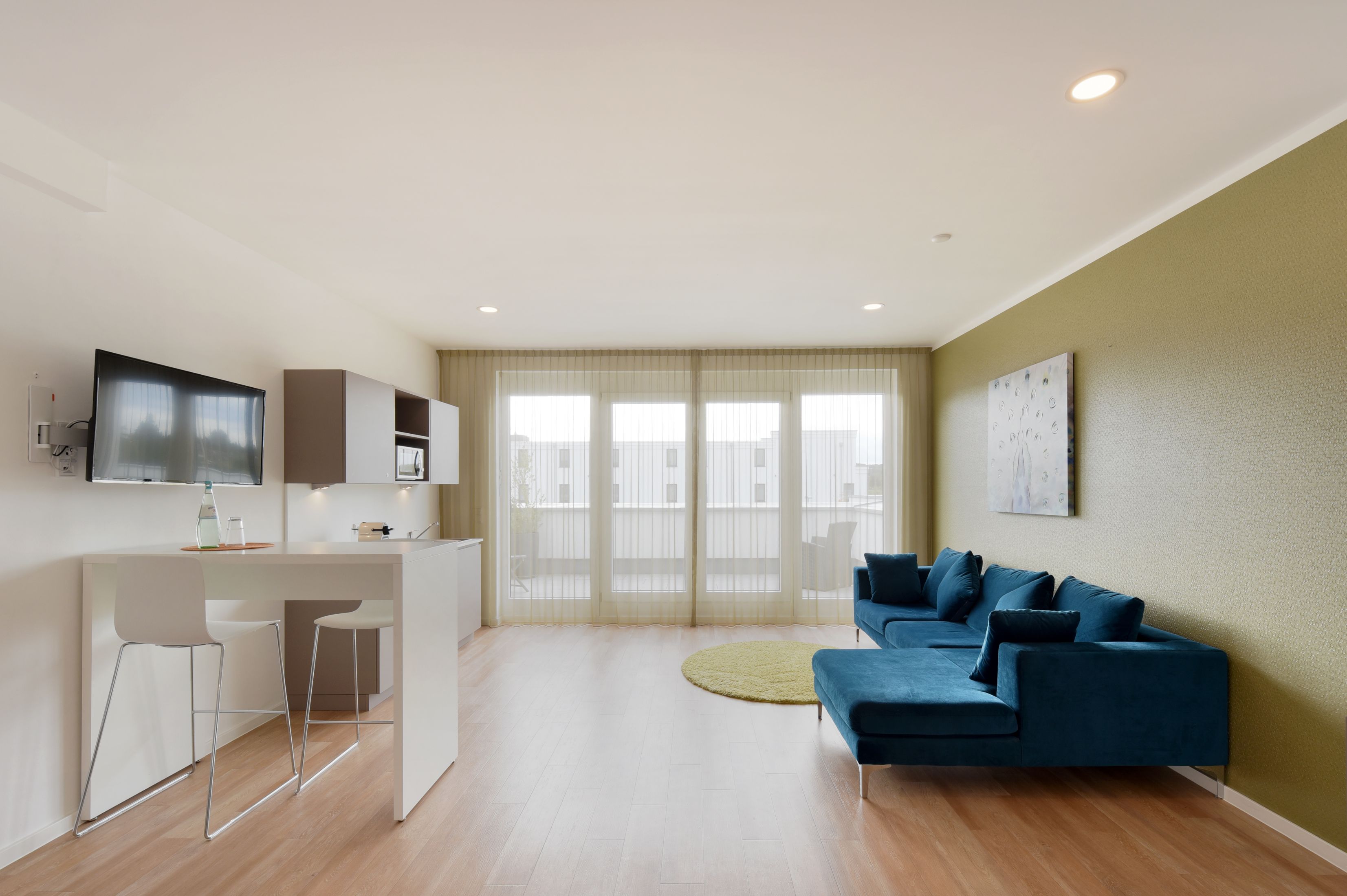  Light-Flooded Spacious Apartment In The Middle Of Hürth, With Large Balcony & Weekly Cleaning  -  Light-flooded spacious apartment in the middle of Hürth, with large balcony & weekly cleaning  - Gallery -  15