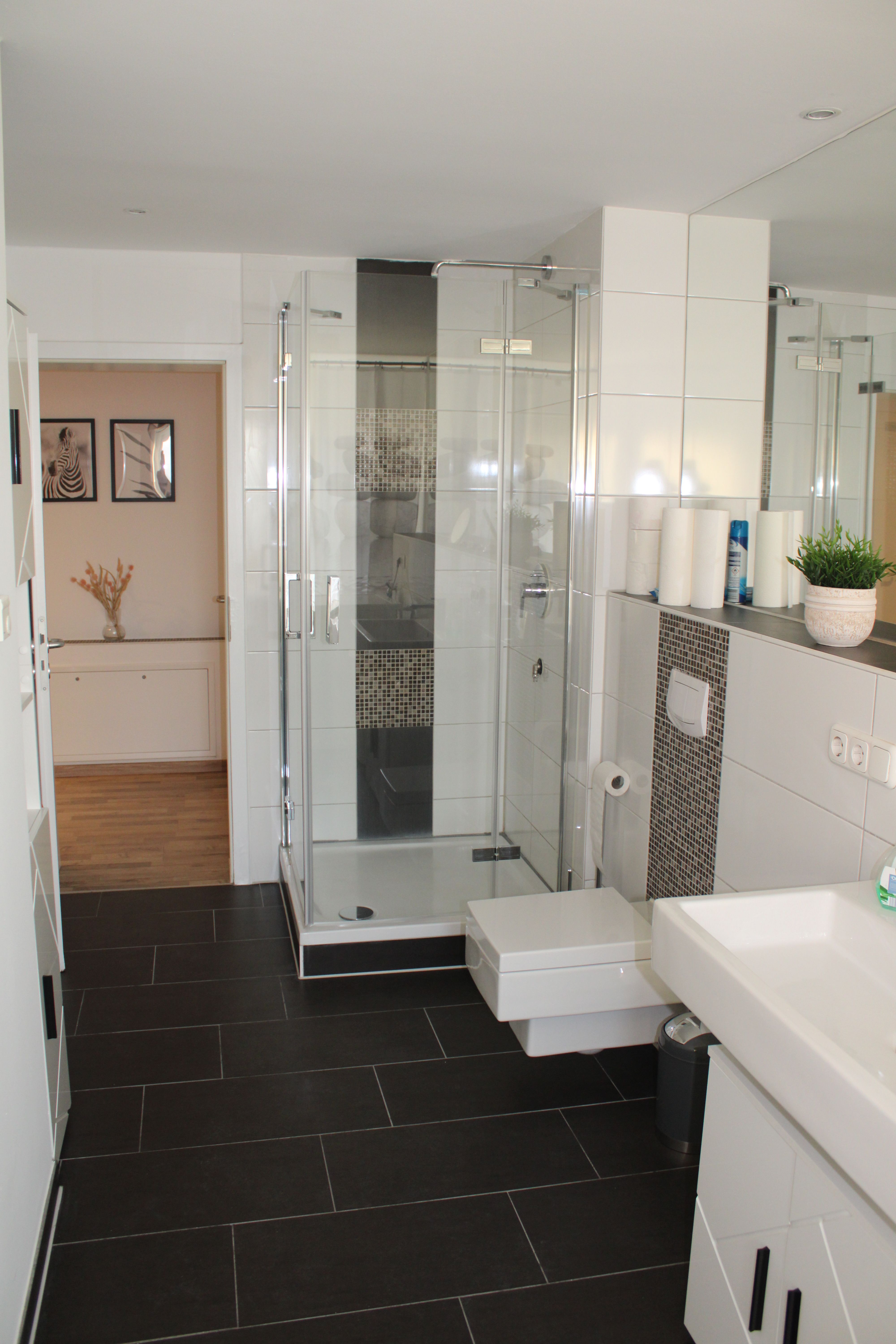 Modern And Fashionable Suite In Augsburg - 8