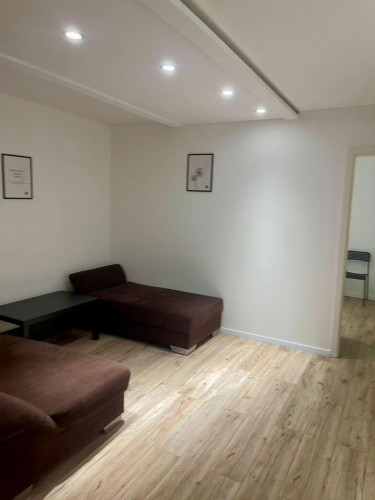 Exclusive 2-Room Apartment (80 m²) in Oberhausen – Fully Furnished, No Deposit, incl. Cleaning Service & Parking  - Gallery -  5