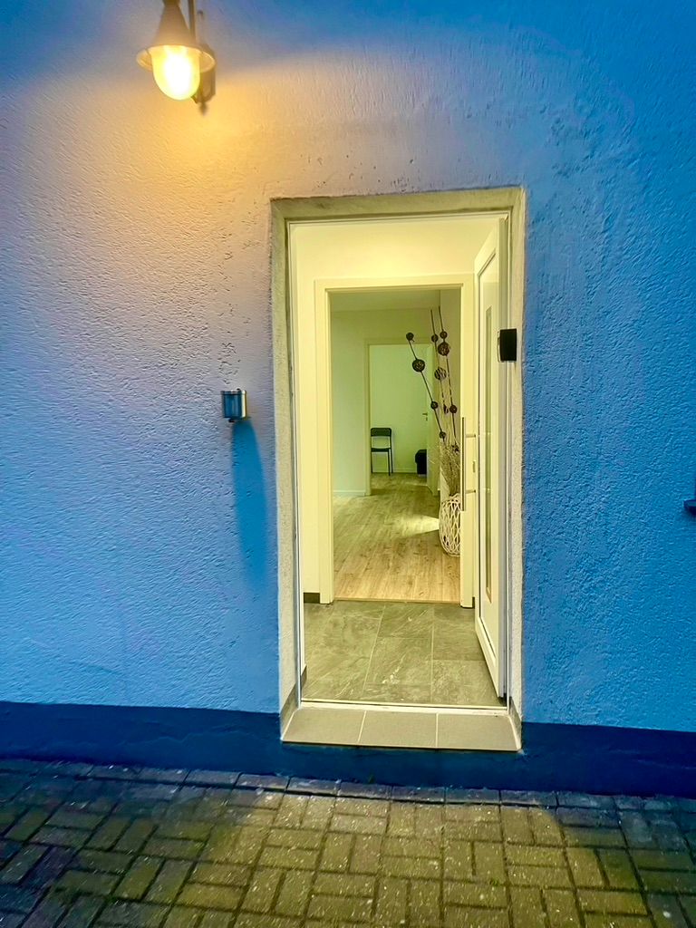  Exclusive 2-Room Apartment (80 M²) In Oberhausen – Fully Furnished, No Deposit, Incl. Cleaning Servi  -  Exclusive 2-Room Apartment (80 m²) in Oberhausen – Fully Furnished, No Deposit, incl. Cleaning Service & Parking  - Gallery -  13