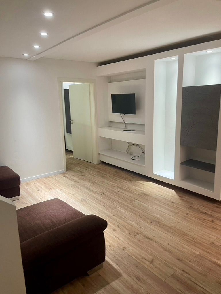  Exclusive 2-Room Apartment (80 M²) In Oberhausen – Fully Furnished, No Deposit, Incl. Cleaning Servi  -  Exclusive 2-Room Apartment (80 m²) in Oberhausen – Fully Furnished, No Deposit, incl. Cleaning Service & Parking  - Gallery -  9