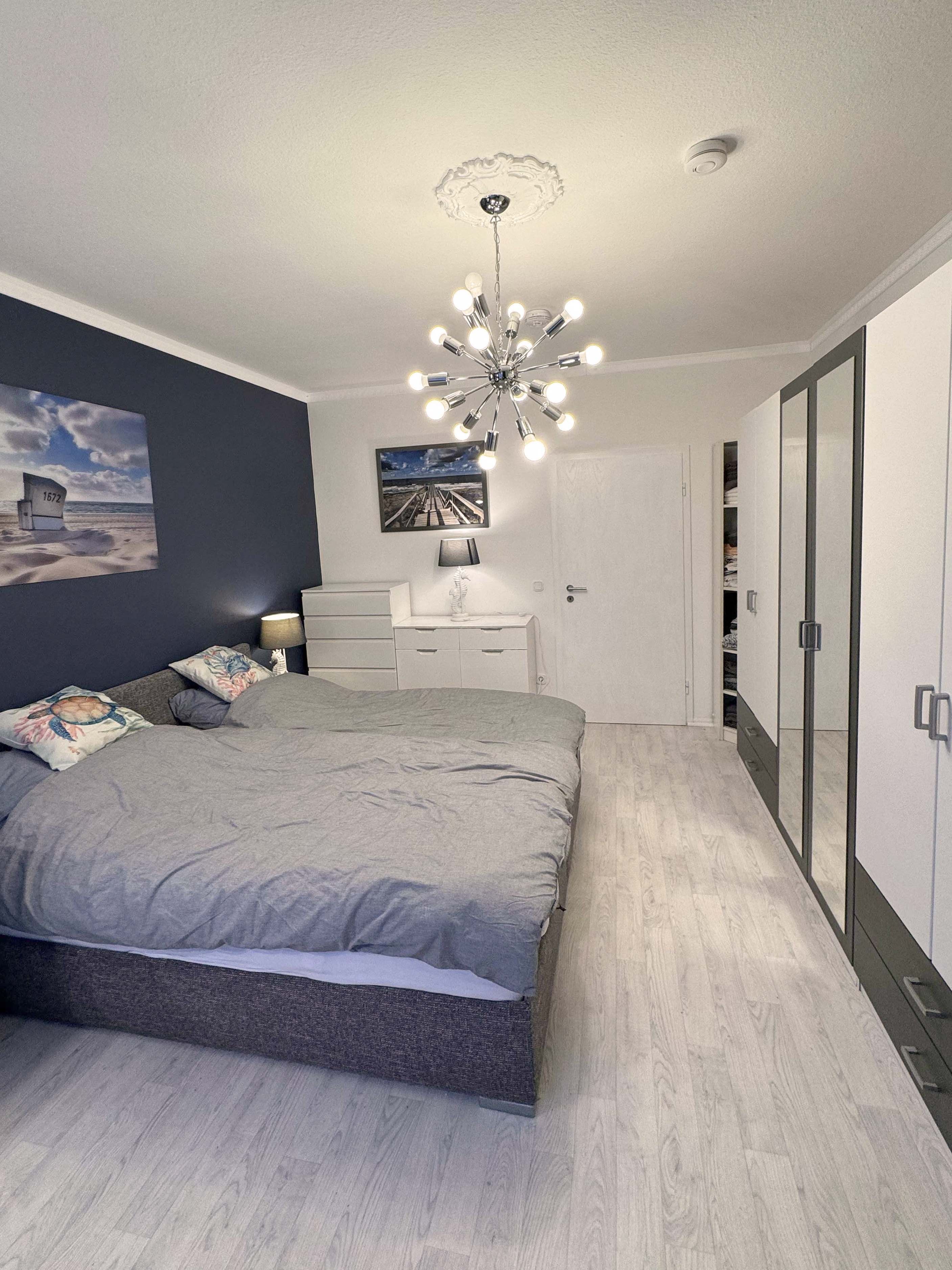Große, Moderne Wohnung In Oberhausen, Bestens Gelegen - 55