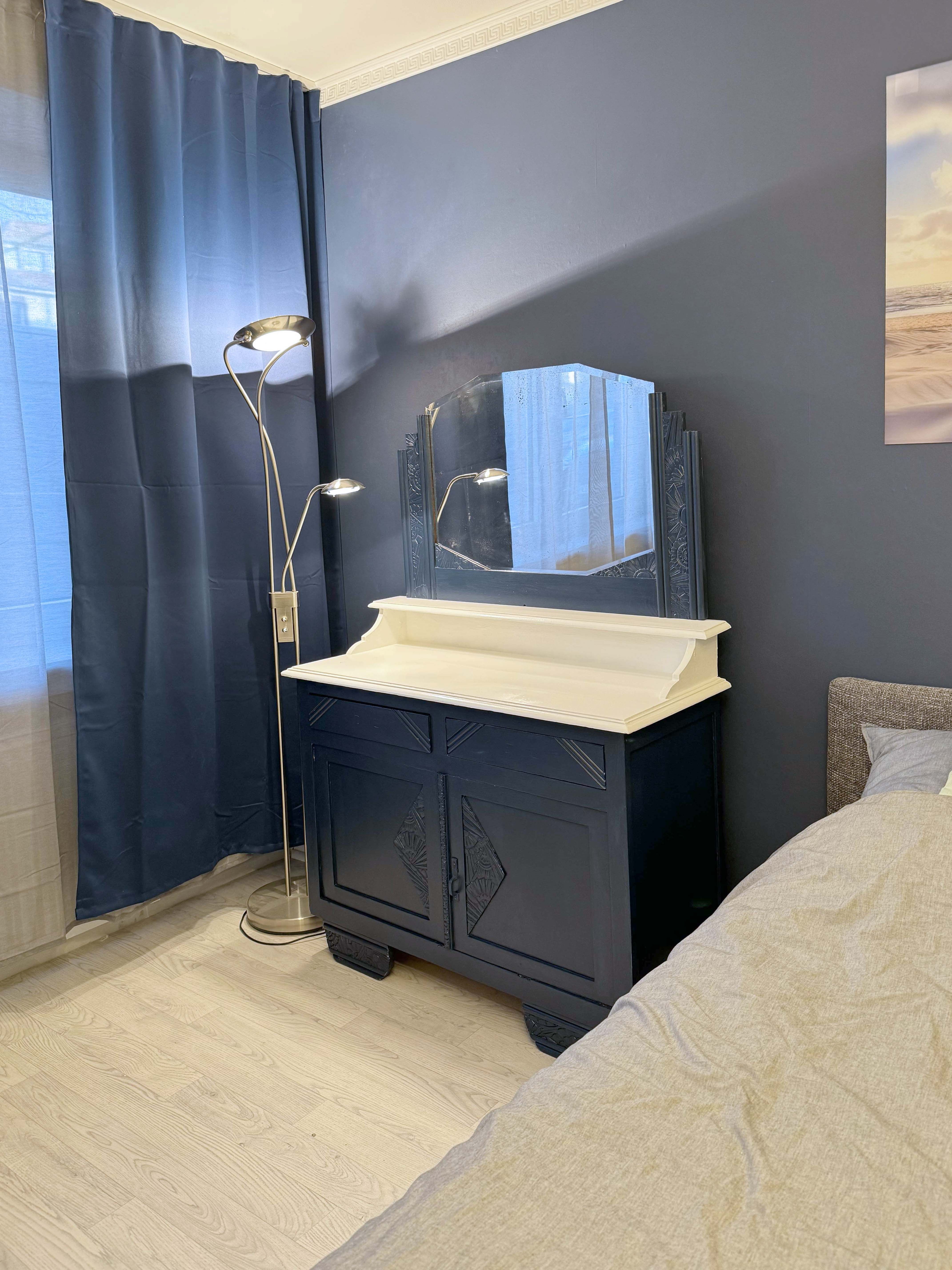 Große, Moderne Wohnung In Oberhausen, Bestens Gelegen - 53