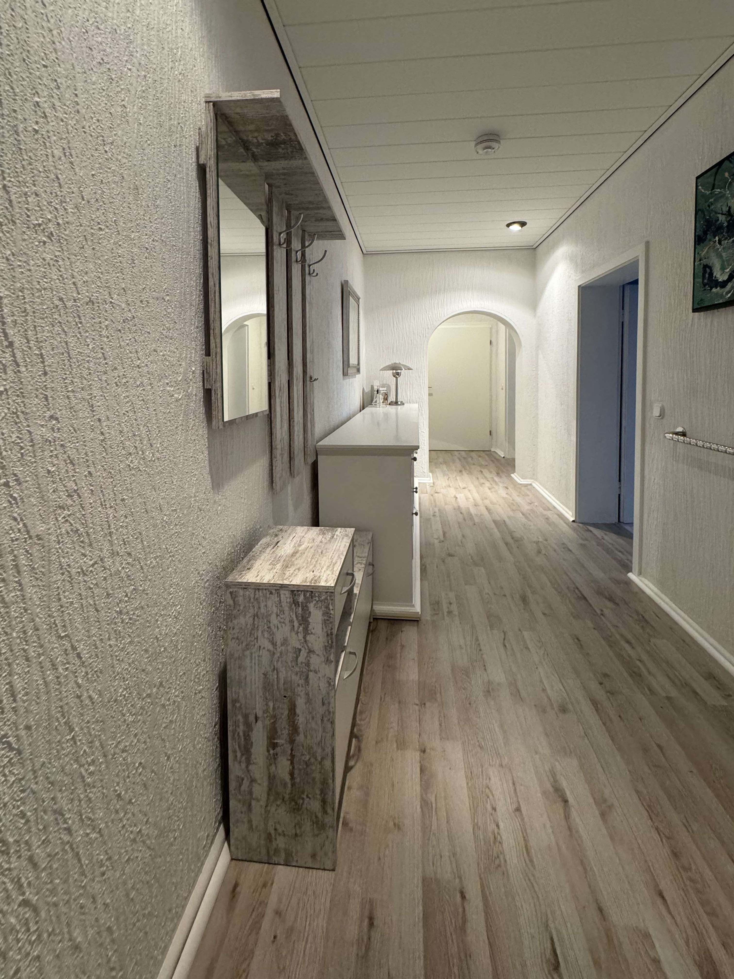Große, Moderne Wohnung In Oberhausen, Bestens Gelegen - 9