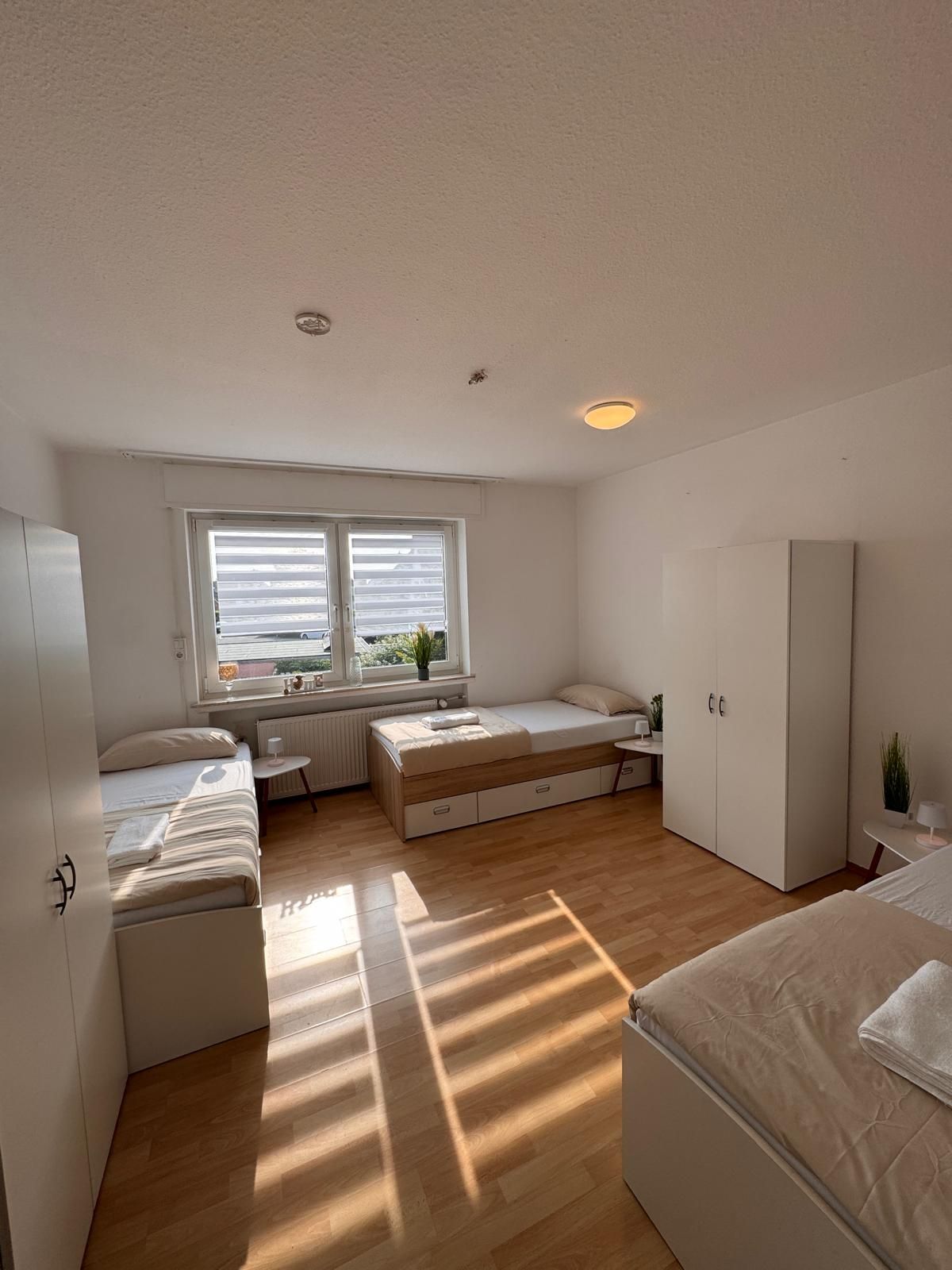  Spacious & Bright Home In Gütersloh  -  Spacious & bright home in Gütersloh  - Gallery -  6