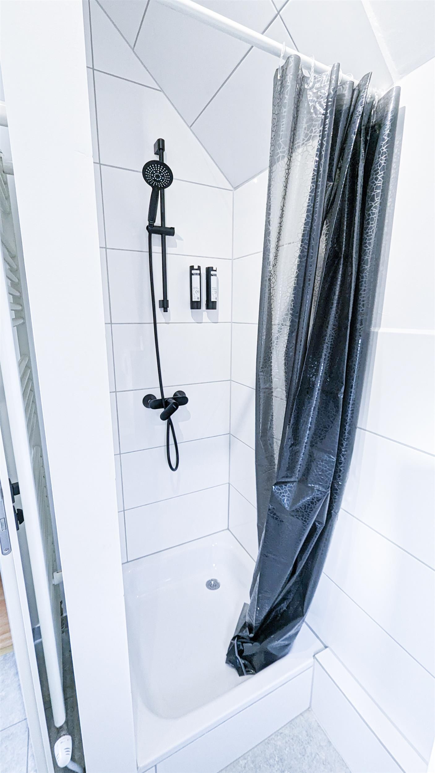 ALFA Stuttgart 3BR 5 Beds Netflix INET EBK Wasen - 6