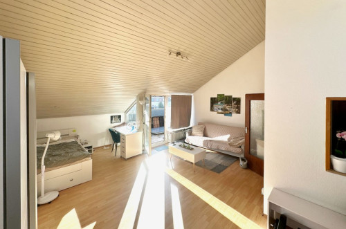 Top moderne 1,5 Zimmer Wohnung neu renoviert und möbliert