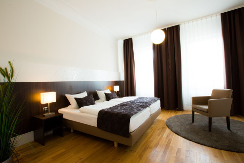 Generous apartment with loggia