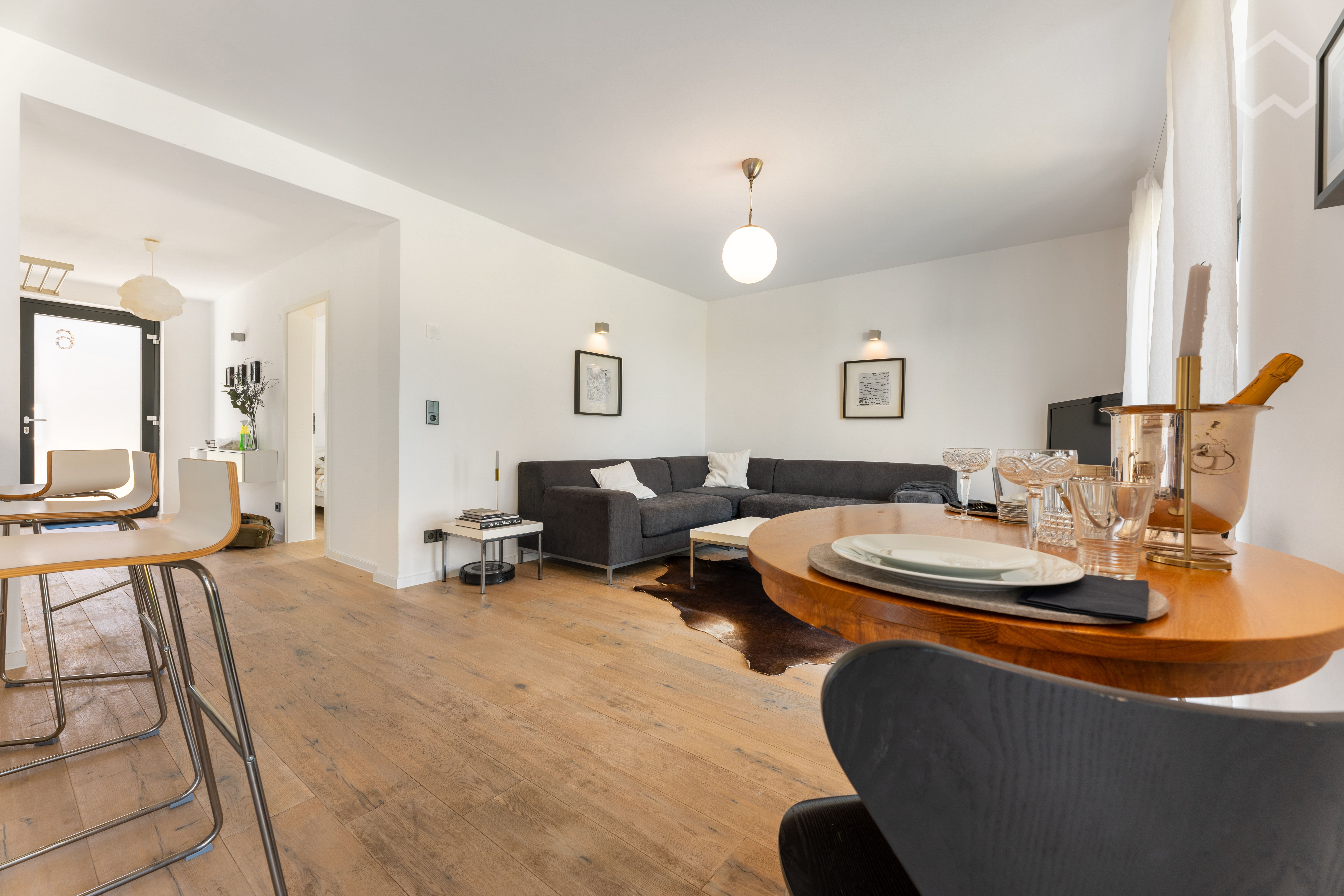  New, Modern Home In Wolfsburg  -  New, modern home in Wolfsburg  - Gallery -  13