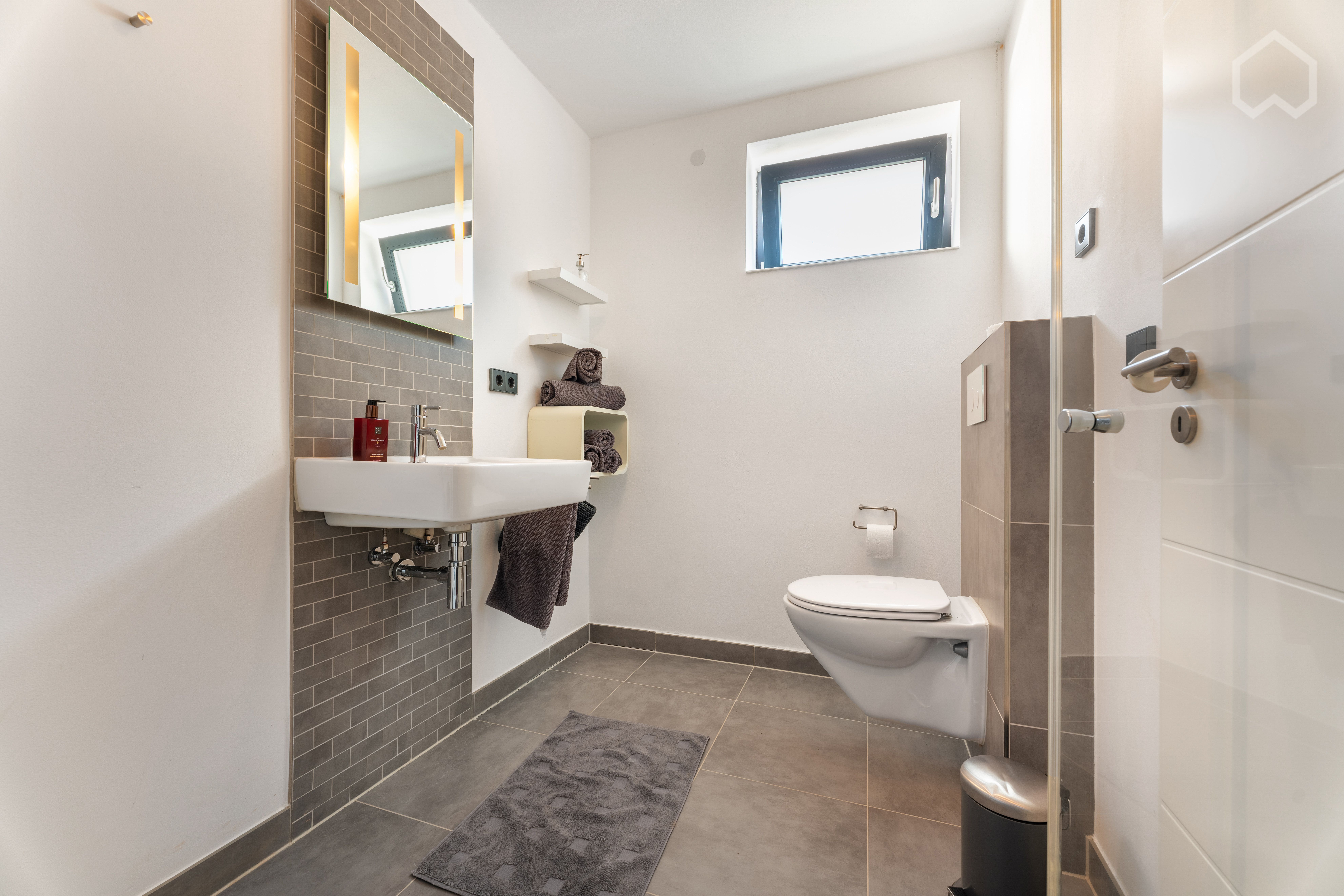  New, Modern Home In Wolfsburg  -  New, modern home in Wolfsburg  - Gallery -  7