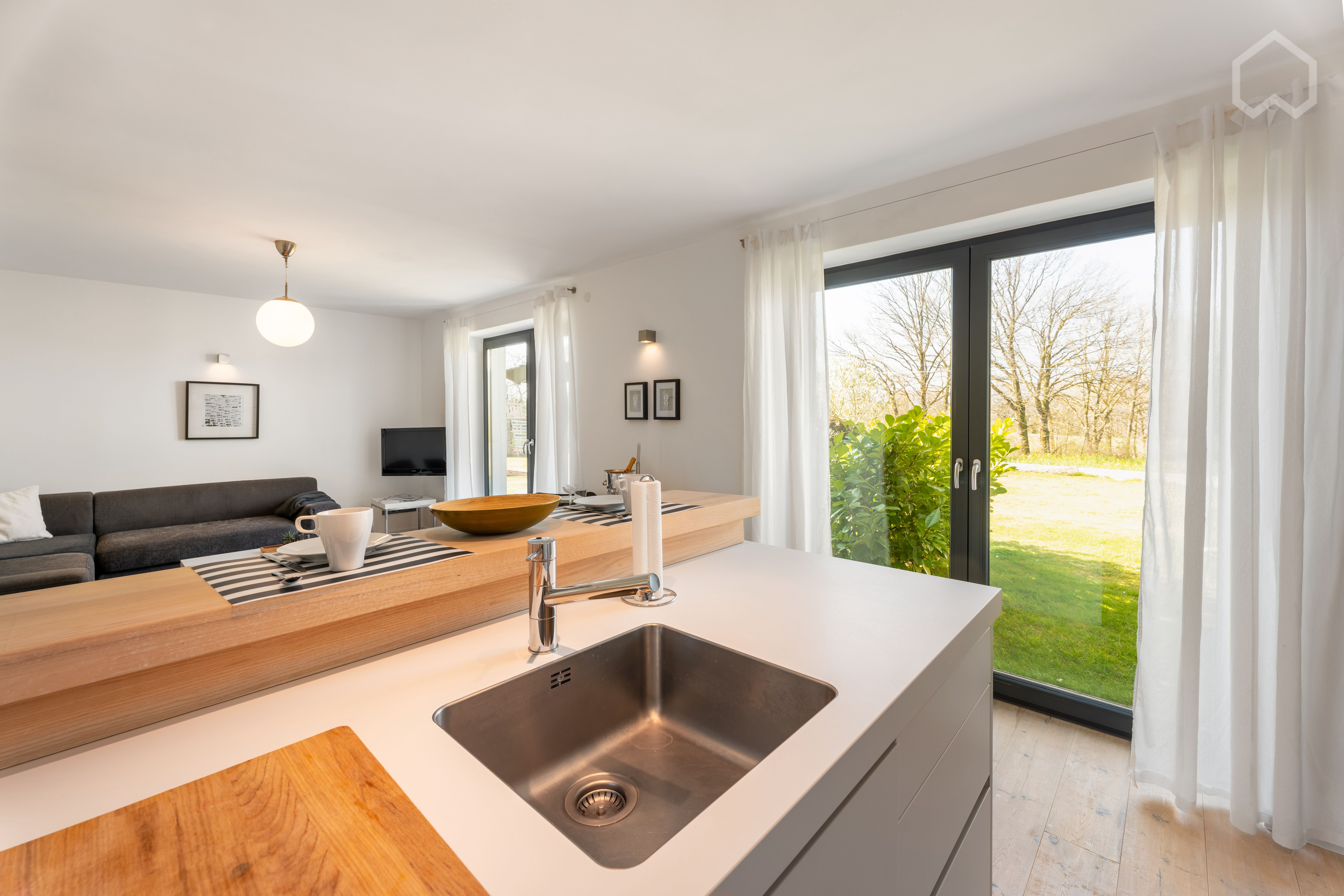  New, Modern Home In Wolfsburg  -  New, modern home in Wolfsburg  - Gallery -  16