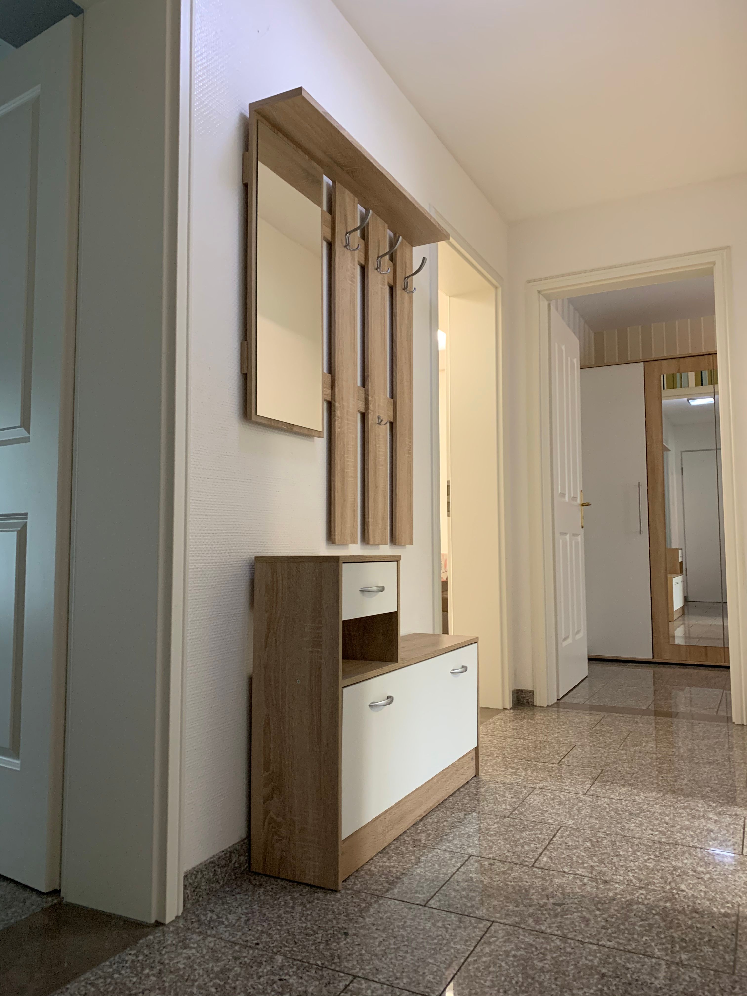Charming Family Apartment In Mainz-Kastel/Wiesbaden With AC, Balcony, Parking, Rhine View - 1