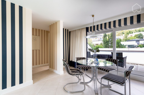 Bright, nice studio with beautiful view (Stuttgart)