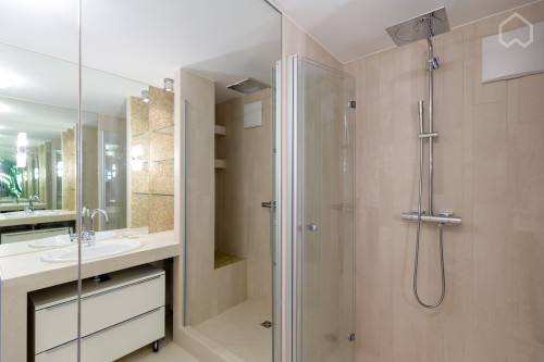 Bright, nice studio with beautiful view (Stuttgart) - Gallery - 10