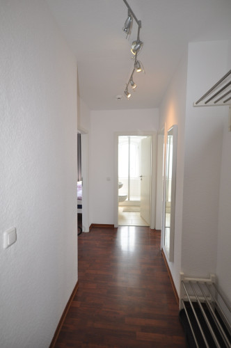 Fully furnished, modern apartment in Brunswick