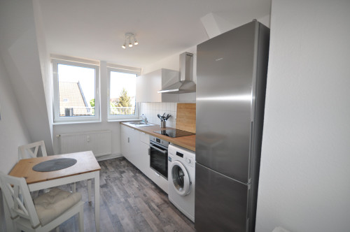 Fully furnished, modern apartment in Brunswick