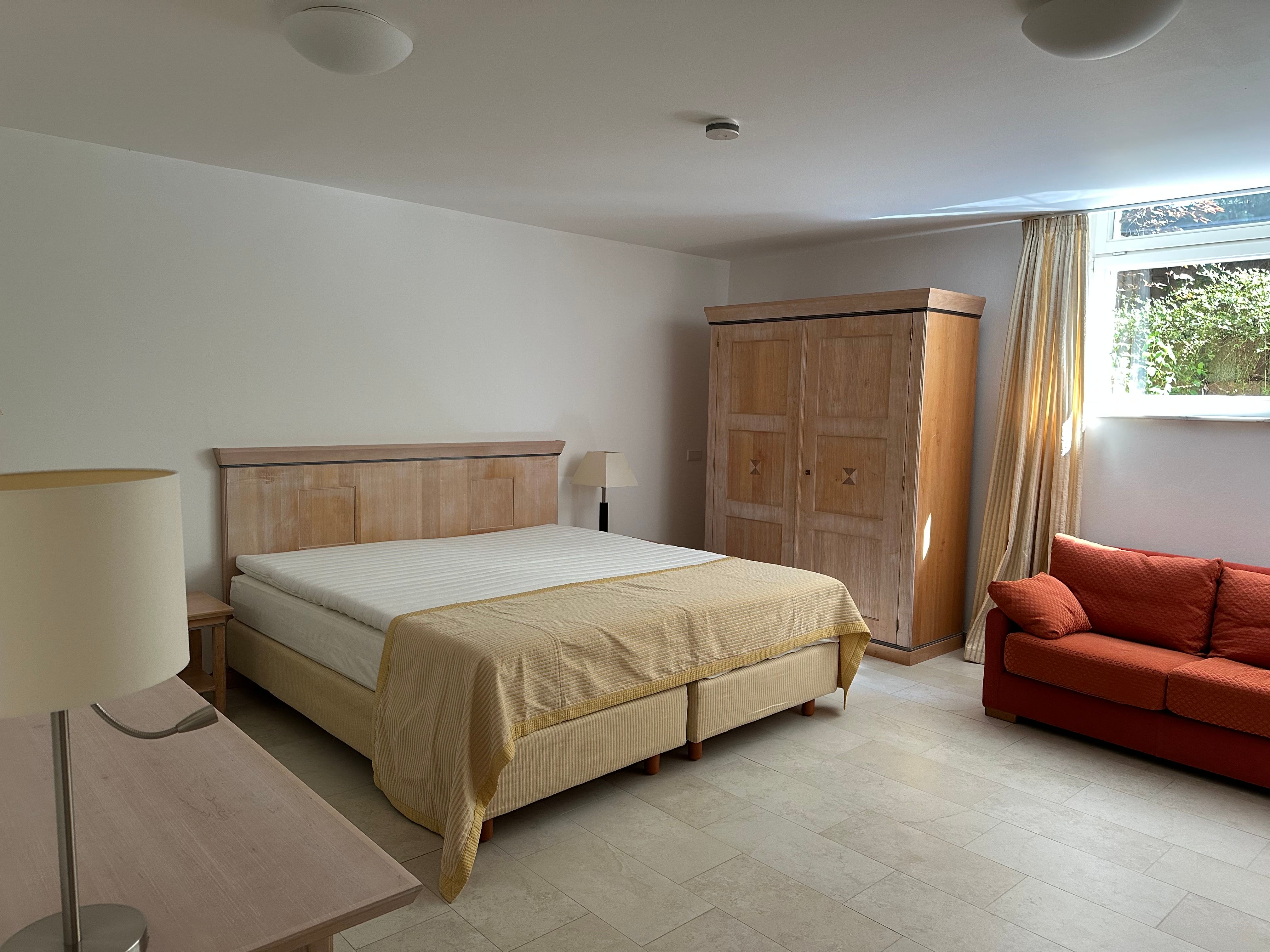  Spacious Old Apartment In Bochum City Park  -  Spacious old apartment in Bochum city park  - Gallery -  12