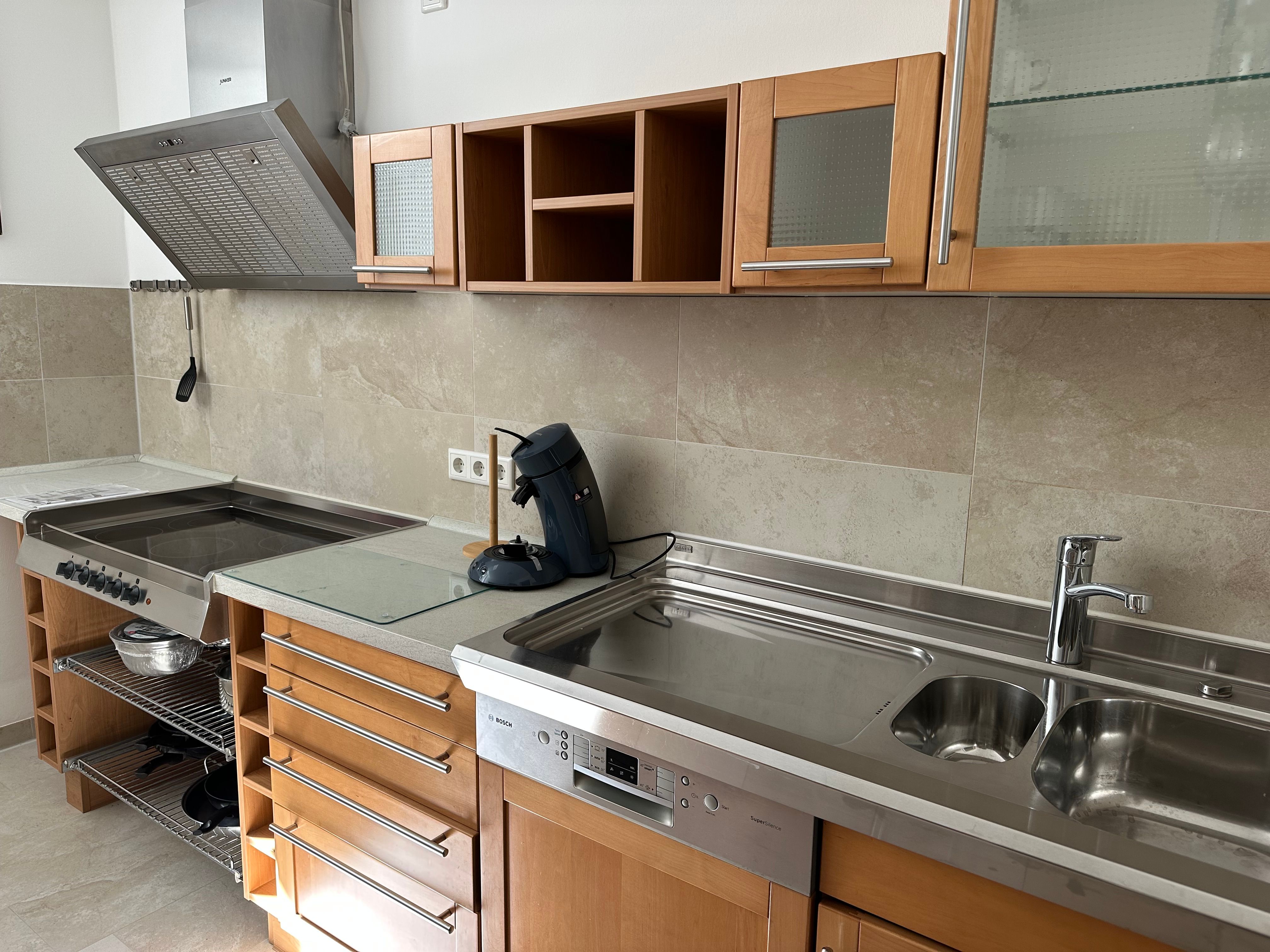  Spacious Old Apartment In Bochum City Park  -  Spacious old apartment in Bochum city park  - Gallery -  8