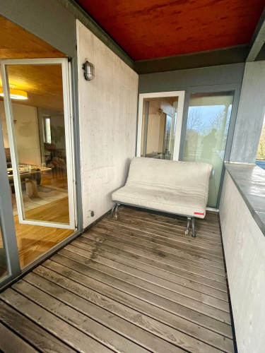 Freshly renovated 3-room flat with loggia in the west of Ingolstadt