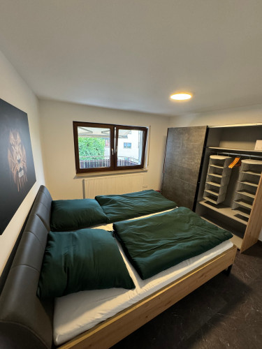 Cute, spacious apartment in the heart of town
