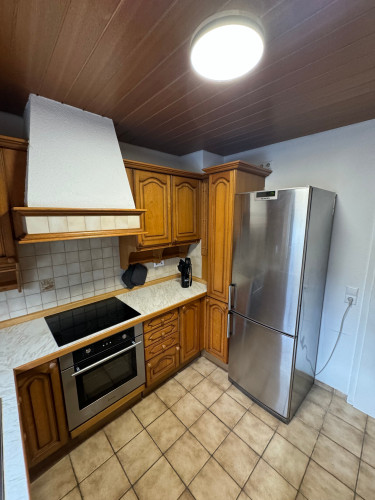 Cute, spacious apartment in the heart of town - Gallery - 10