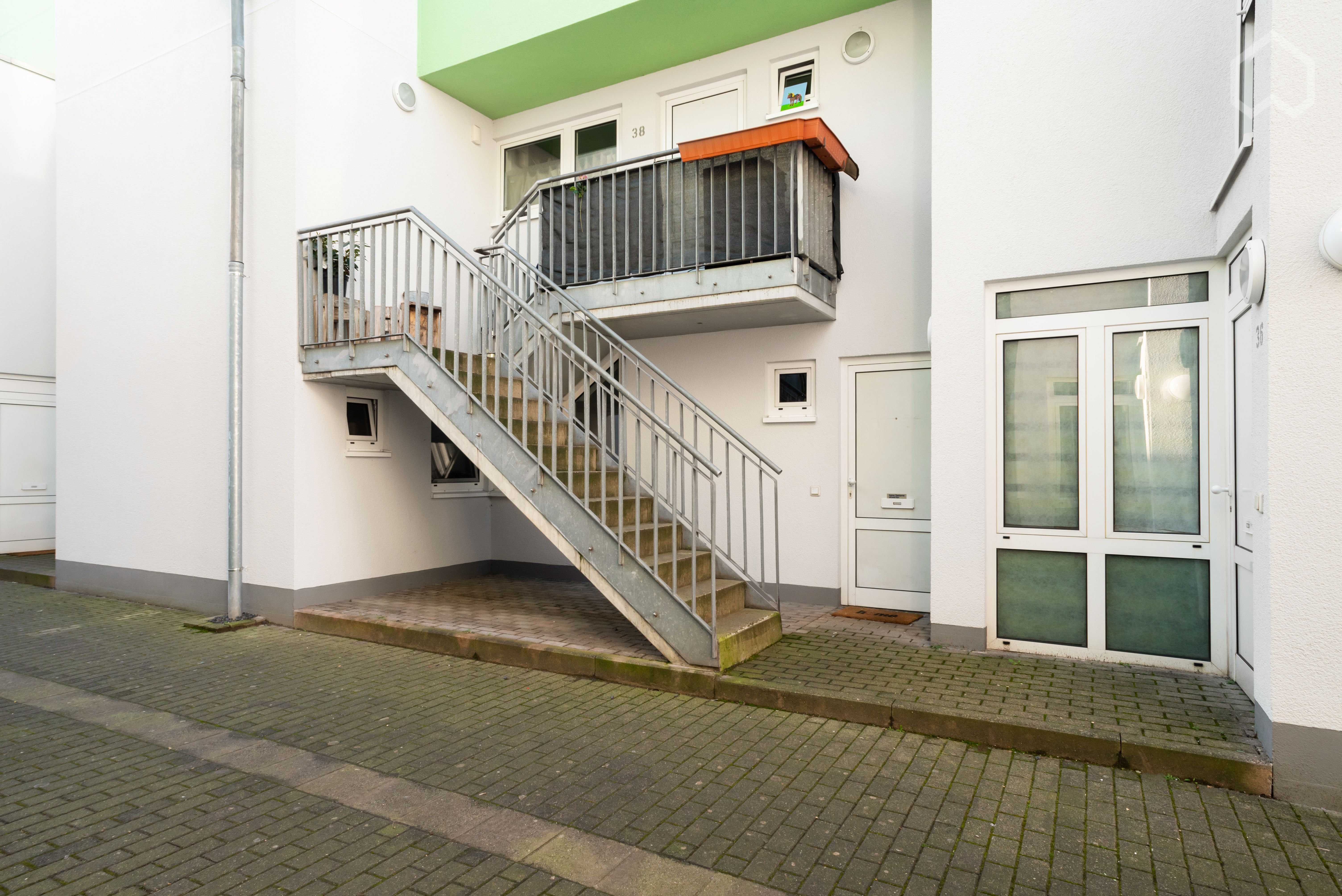 Lovely Suite In Saarbrücken - 2