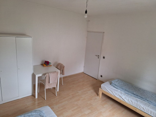 Great room in a three-room apartment in a very good location  - Gallery -  4