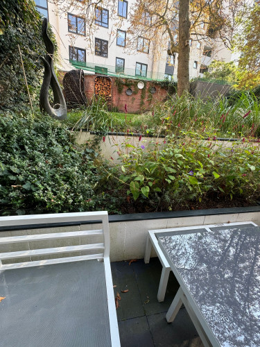 Furnished 2-room basement apartment with private garden, conservatory & fireplace – Hanover Oststadt - Gallery - 9