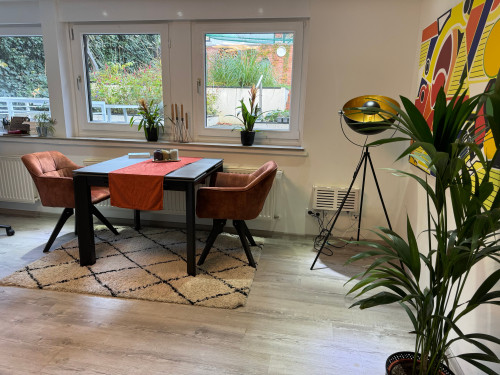 Furnished 2-room basement apartment with private garden, conservatory & fireplace – Hanover Oststadt - Gallery - 11