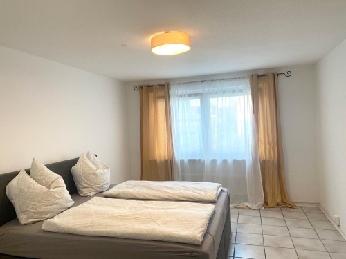 Schöne Wohnung in Zentral Nähe Reutlingen.