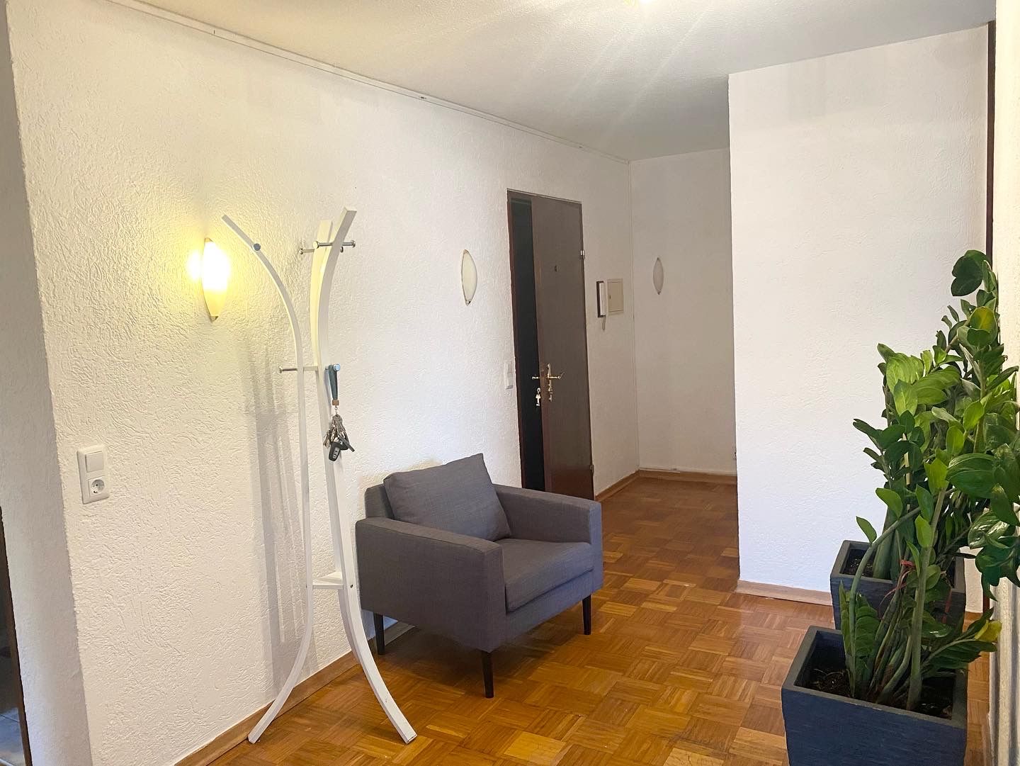 Schöne Wohnung In Zentral Nähe Reutlingen. - 4
