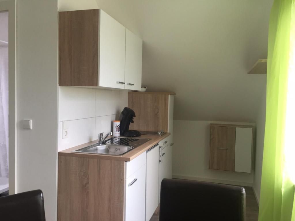  Modern, Bright 1-Room Apartment (33 Sqm) With Kitchenette And Separate Bathroom, Speyer  -  Modern, bright 1-room apartment (33 sqm) with kitchenette and separate bathroom, Speyer  - Gallery -  6