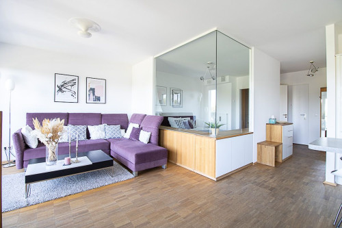 High-quality furnished apartment including Wi-Fi/MagentaTV, parquet flooring, balcony, and underground parking space. - Gallery - 21