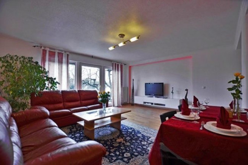 Tastefully furnished apartment with five rooms as well as balcony with view of the Siebengebirge! - Gallery - 8