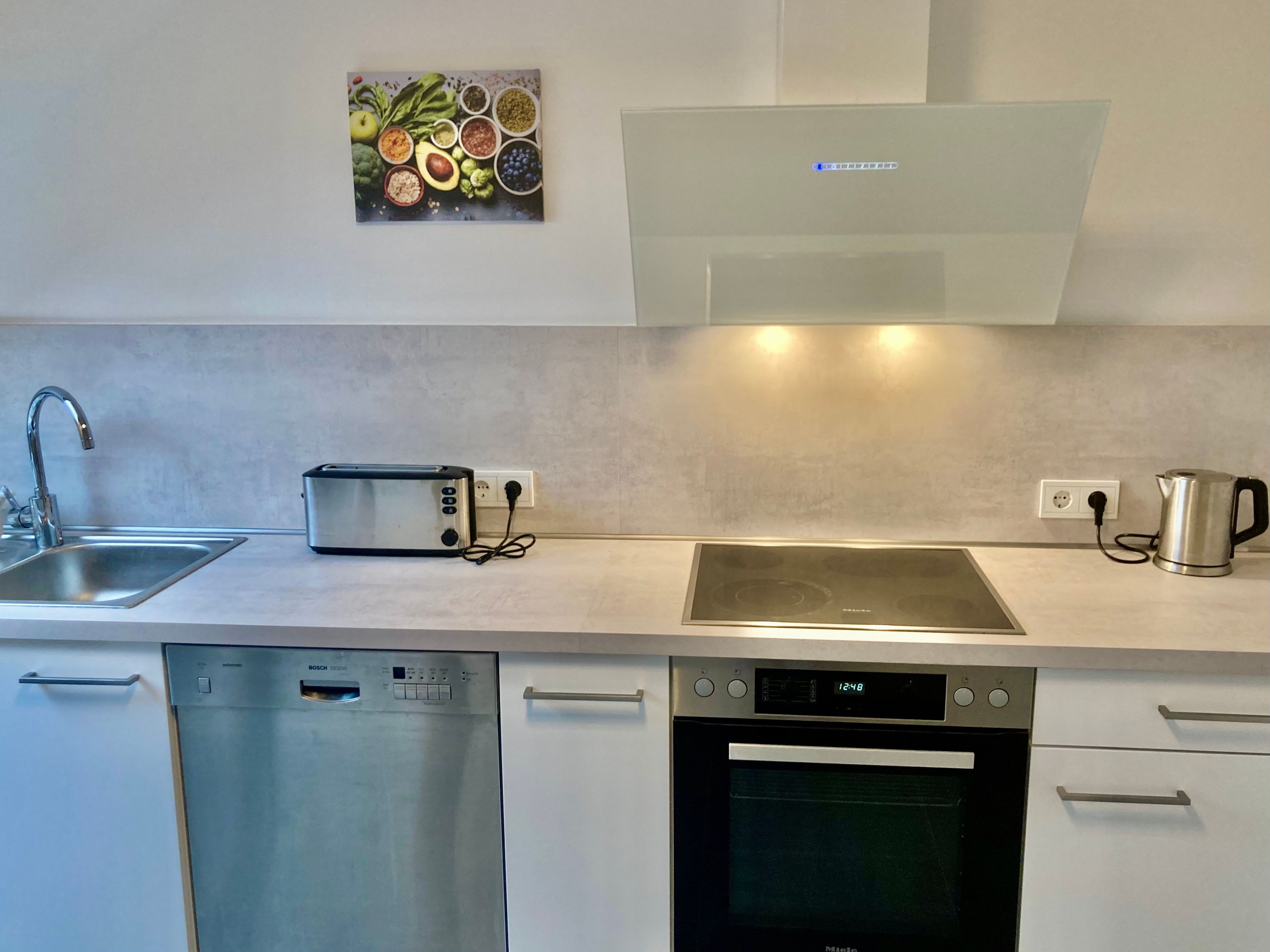 Top Location For 2 - 4 Persons - 24