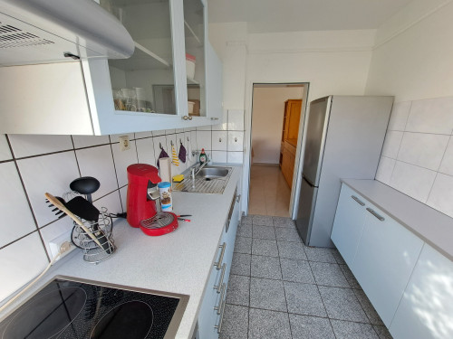 Fully furnished apartment, central, balcony, own car parking space, elevator, very spacious