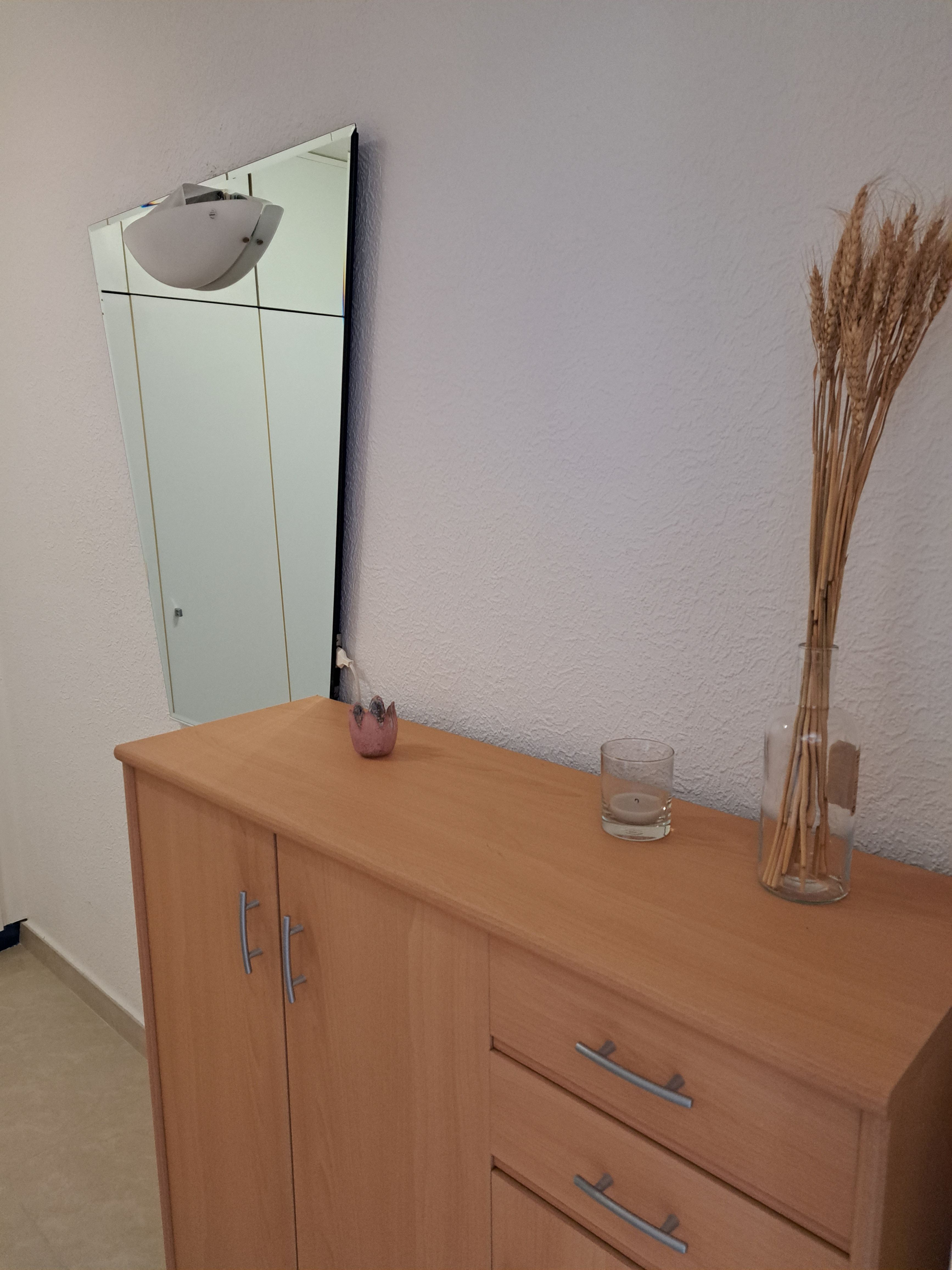  Fully Furnished Apartment, Central, Balcony, Own Car Parking Space, Elevator, Very Spacious  -  Fully furnished apartment, central, balcony, own car parking space, elevator, very spacious  - Gallery -  32