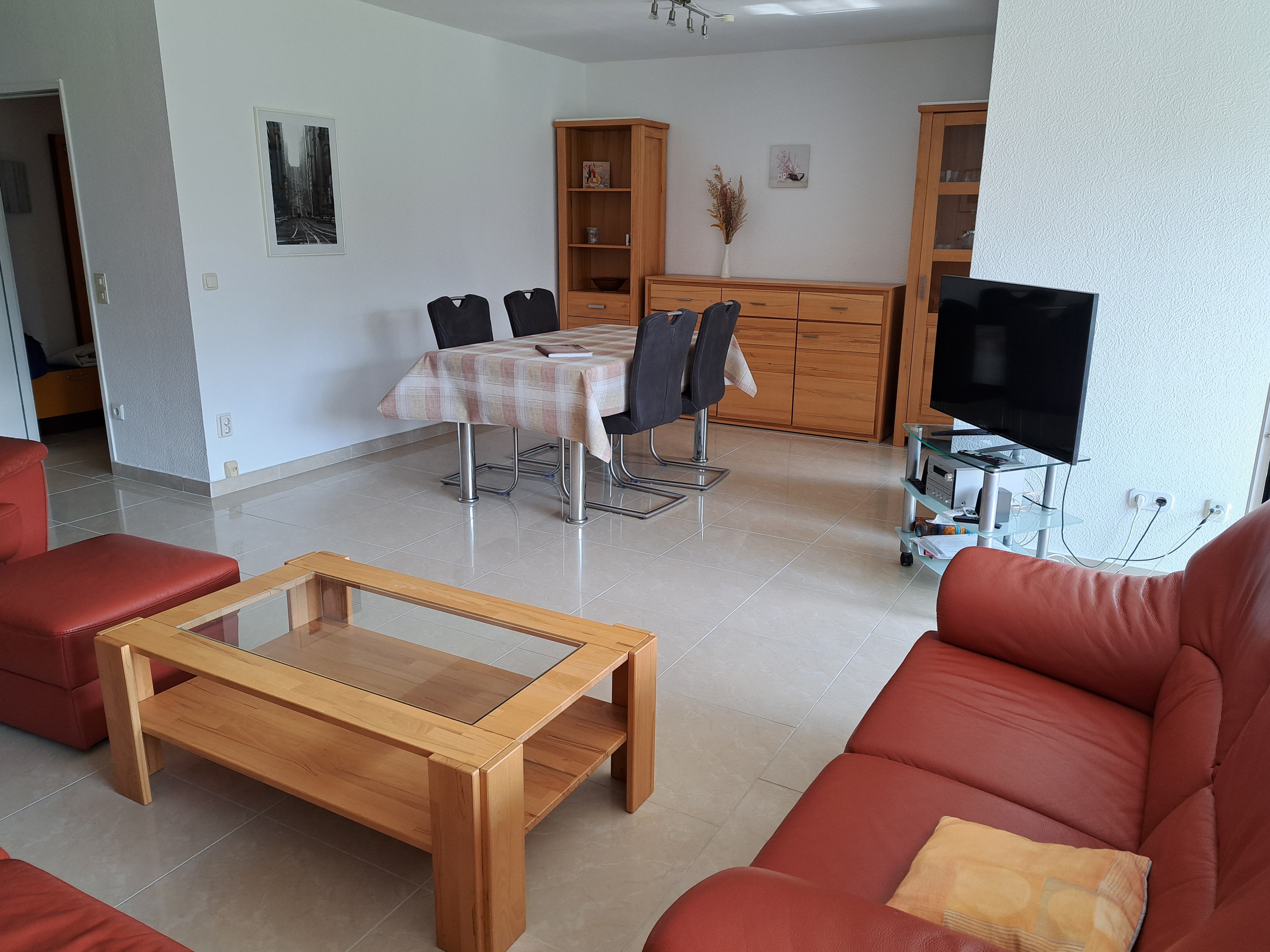  Fully Furnished Apartment, Central, Balcony, Own Car Parking Space, Elevator, Very Spacious  -  Fully furnished apartment, central, balcony, own car parking space, elevator, very spacious  - Gallery -  35