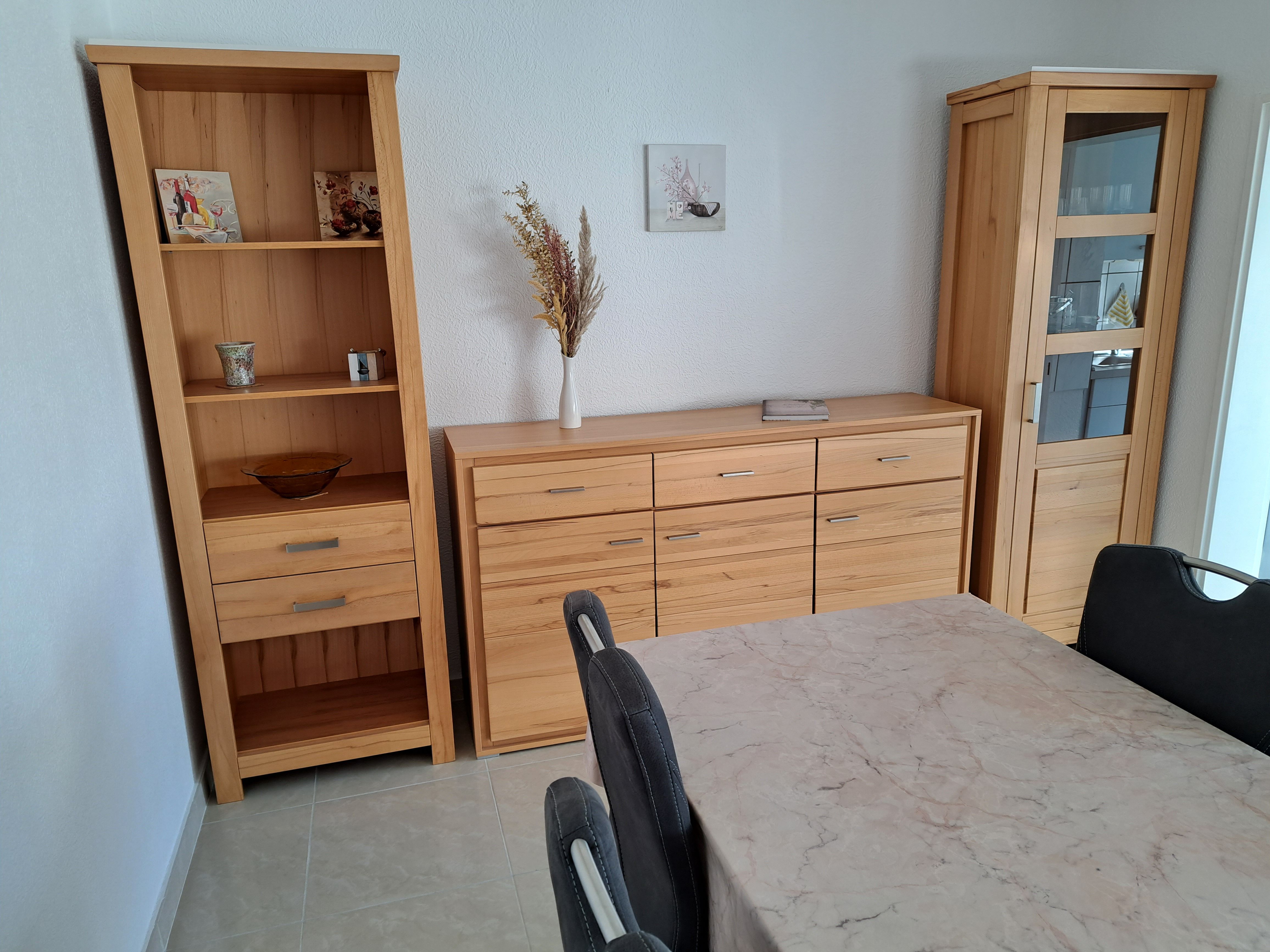  Fully Furnished Apartment, Central, Balcony, Own Car Parking Space, Elevator, Very Spacious  -  Fully furnished apartment, central, balcony, own car parking space, elevator, very spacious  - Gallery -  40