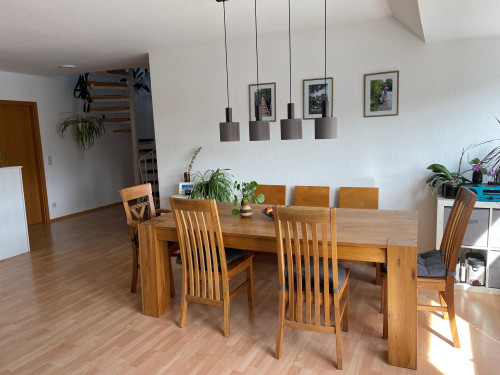 Zwischenmiete Nov 2025 - März 2026: Helle, vollmöblierte Maisonette Wohnung