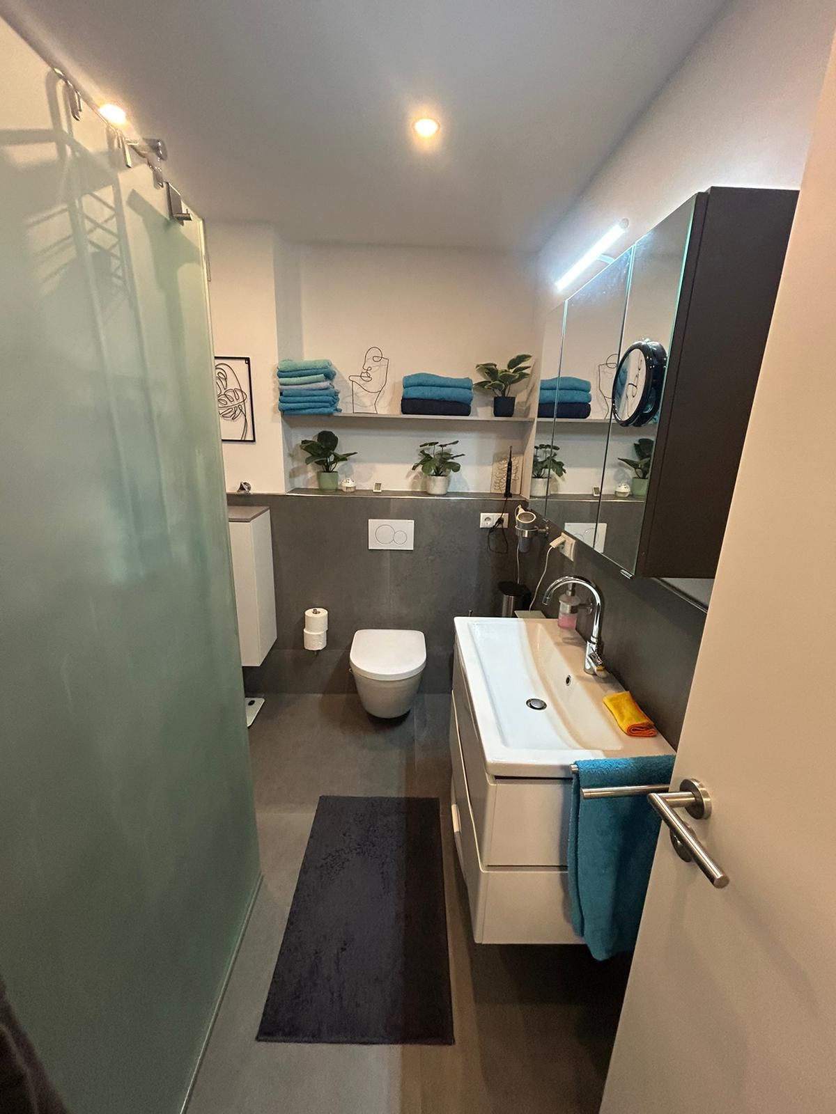  Modern Flat In Wiesbaden Fully Furnished  -  Modern flat in Wiesbaden fully furnished  - Gallery -  6