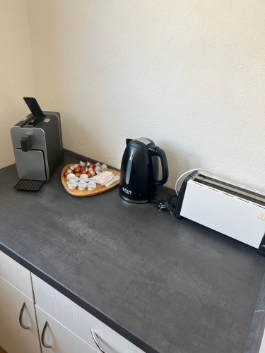 Apartment for 4 with balcony, bathtub, kitchen, smart tv, washing machine, internet & parking - Gallery - 6