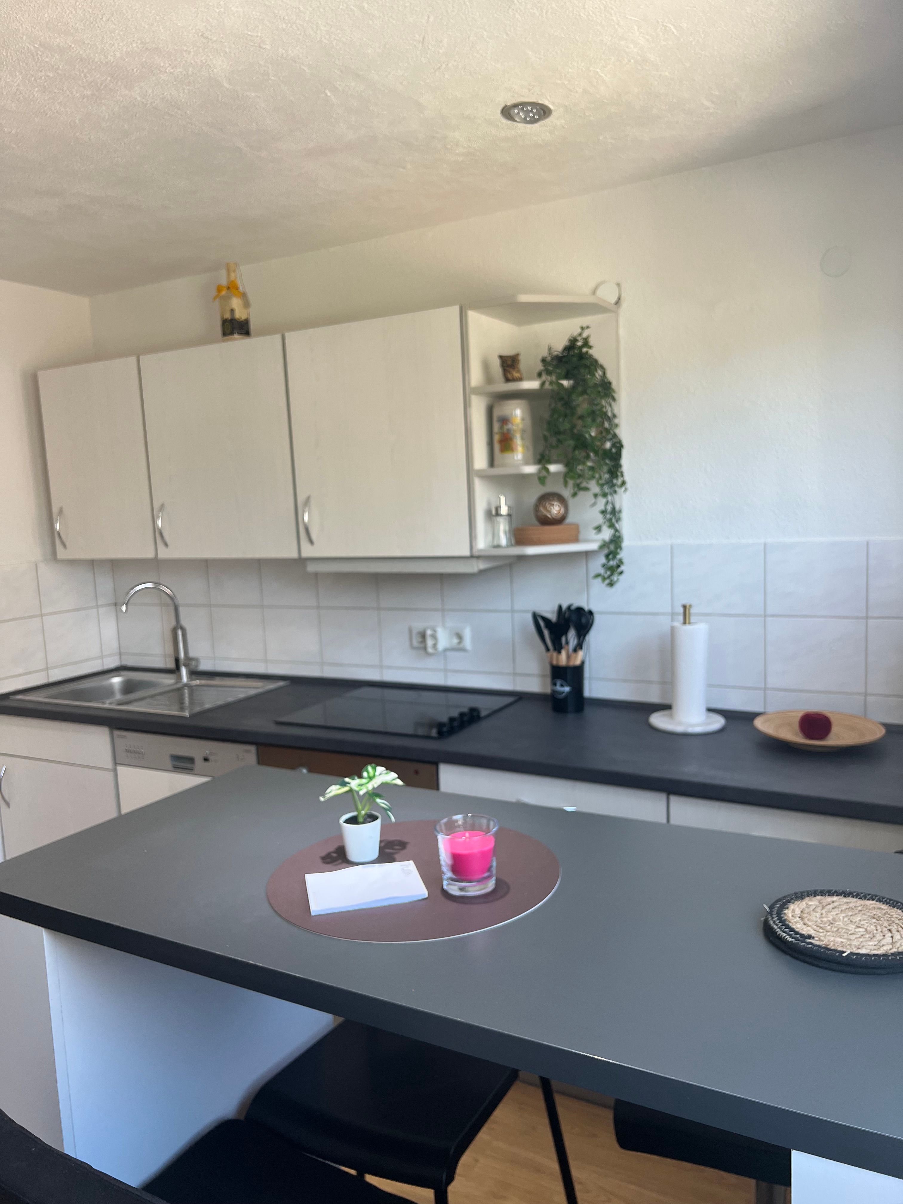 Apartment For 4 With Balcony, Bathtub, Kitchen, Smart Tv, Washing Machine, Internet & Parking - 5