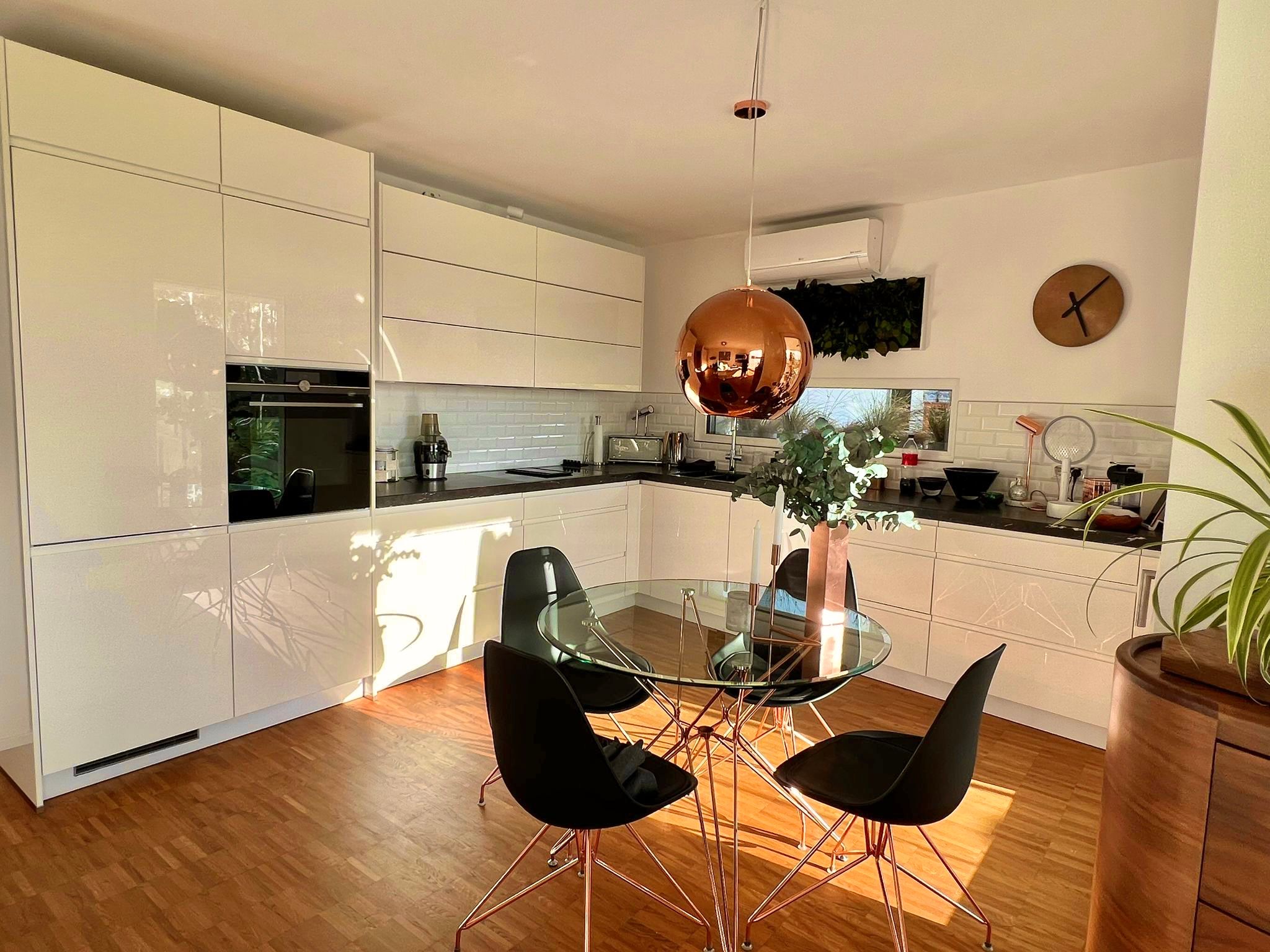 High Class Design Suite With Water View - 26