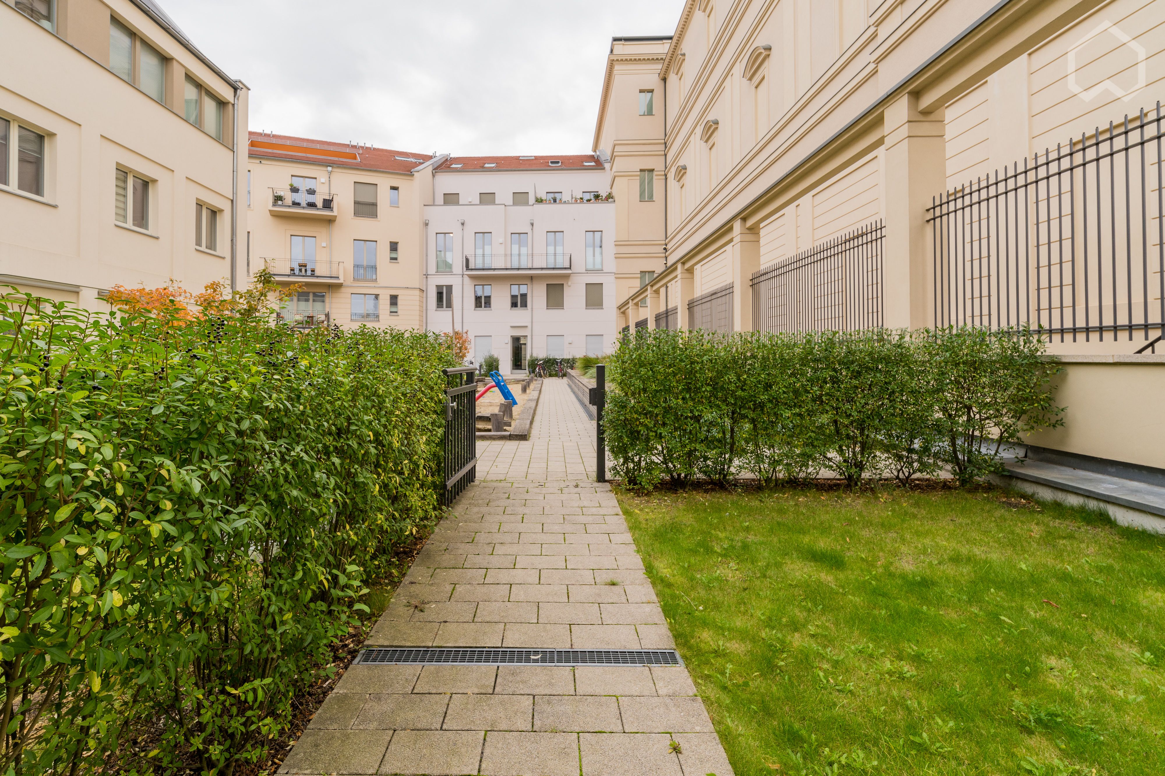 Luxury Apartment In Spectacular Location In Potsdam - "Am Alten Markt" With Water View - 18