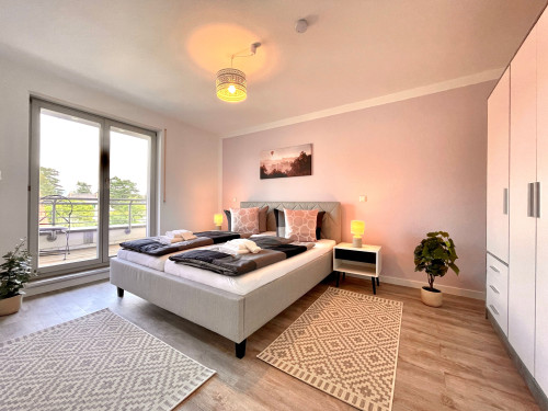 Modern & awesome studio close to city center