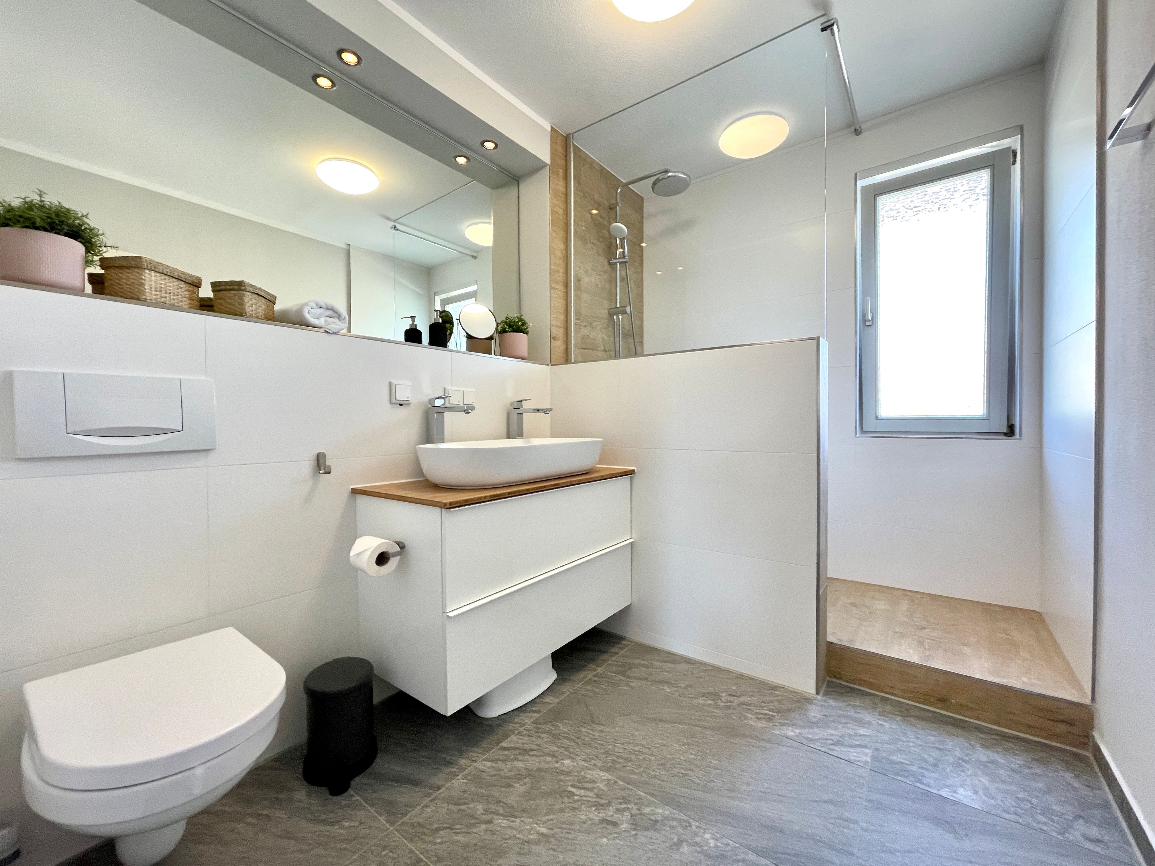 Modern & Awesome Studio Close To City Center - 10