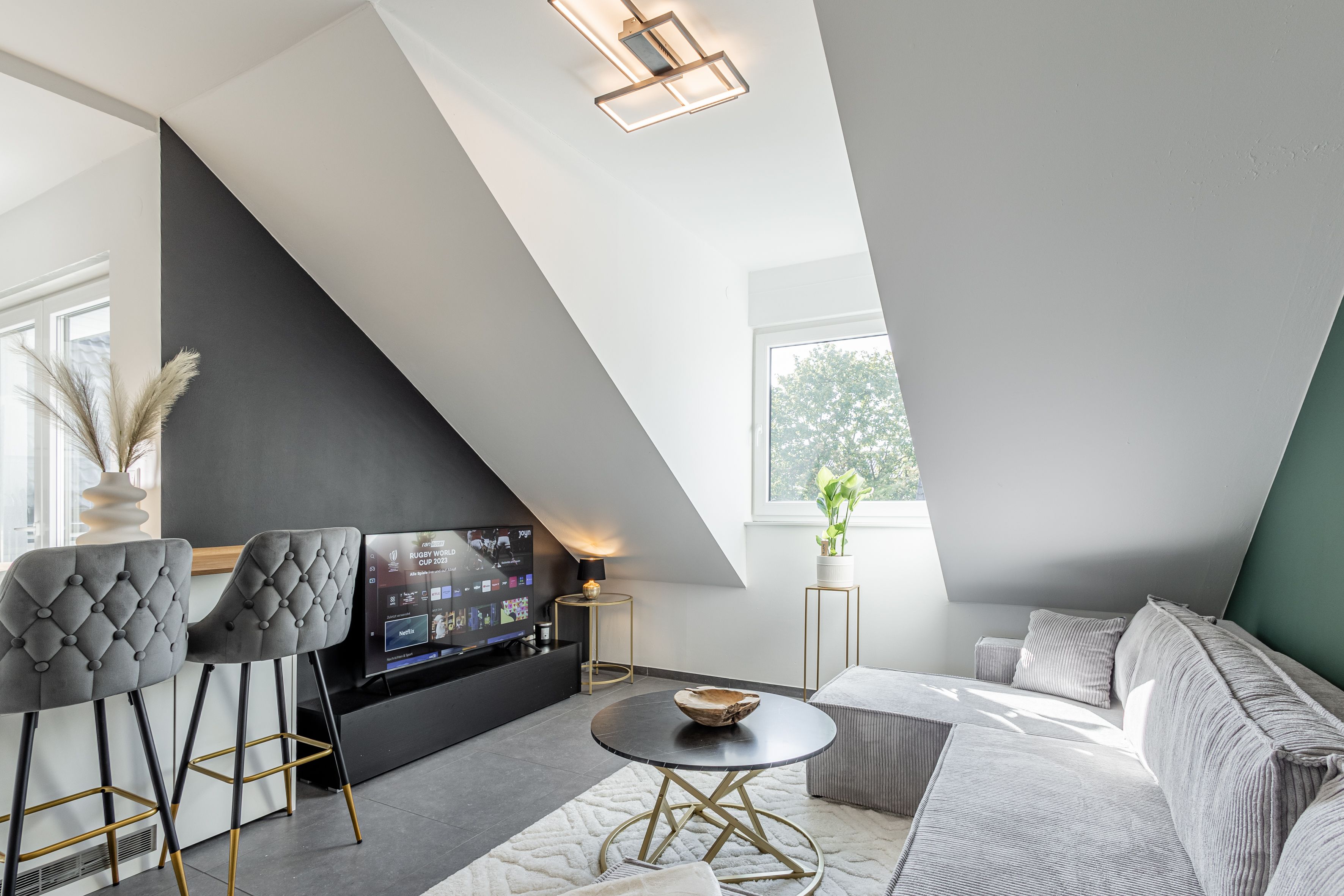  Luxury Apartment I Gas BBQ I Smart TV I Balcony I Underground Parking Space  -  Luxury Apartment I Gas BBQ I Smart TV I Balcony I underground parking space  - Gallery -  26