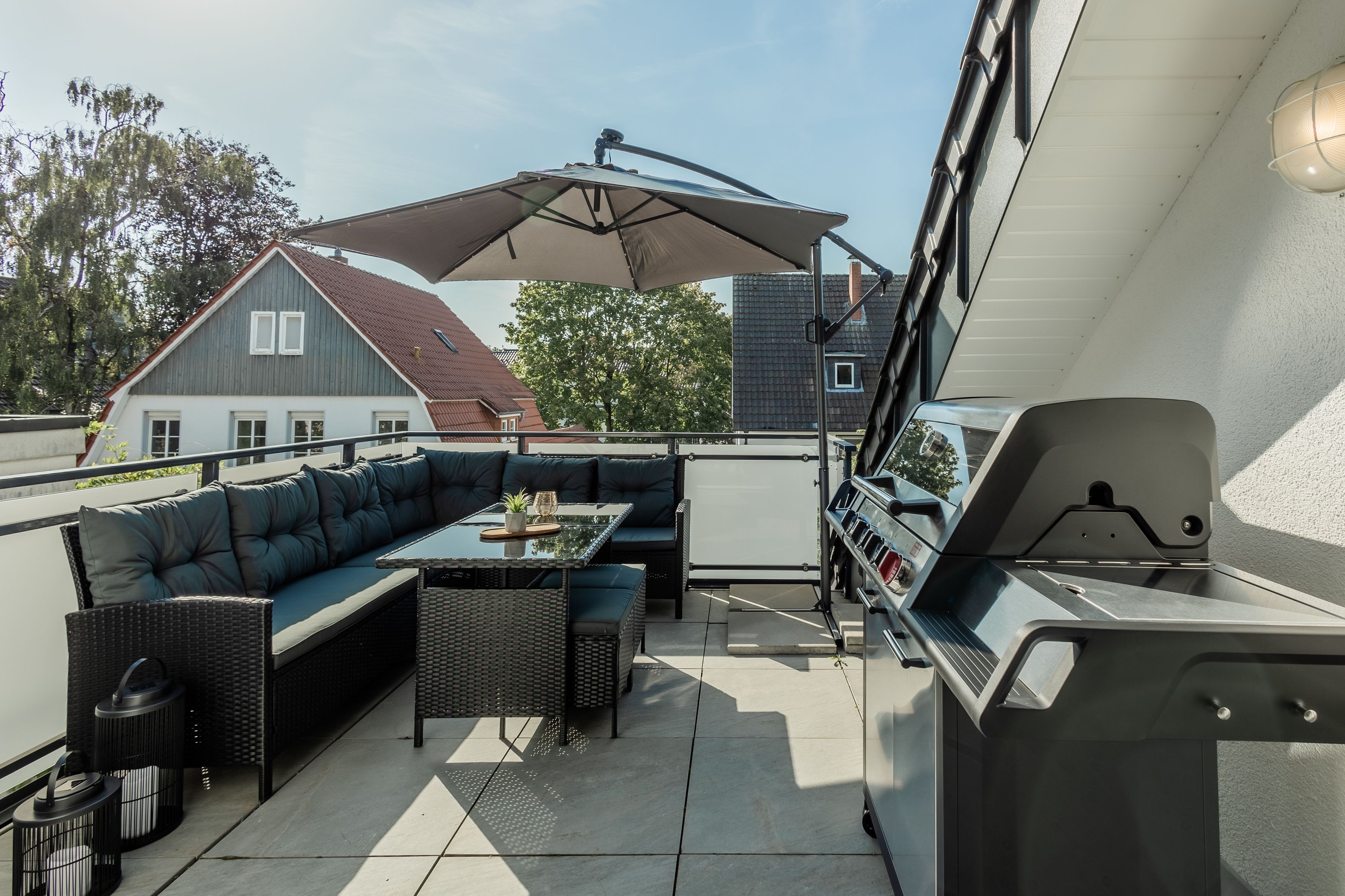  Luxury Apartment I Gas BBQ I Smart TV I Balcony I Underground Parking Space  -  Luxury Apartment I Gas BBQ I Smart TV I Balcony I underground parking space  - Gallery -  11