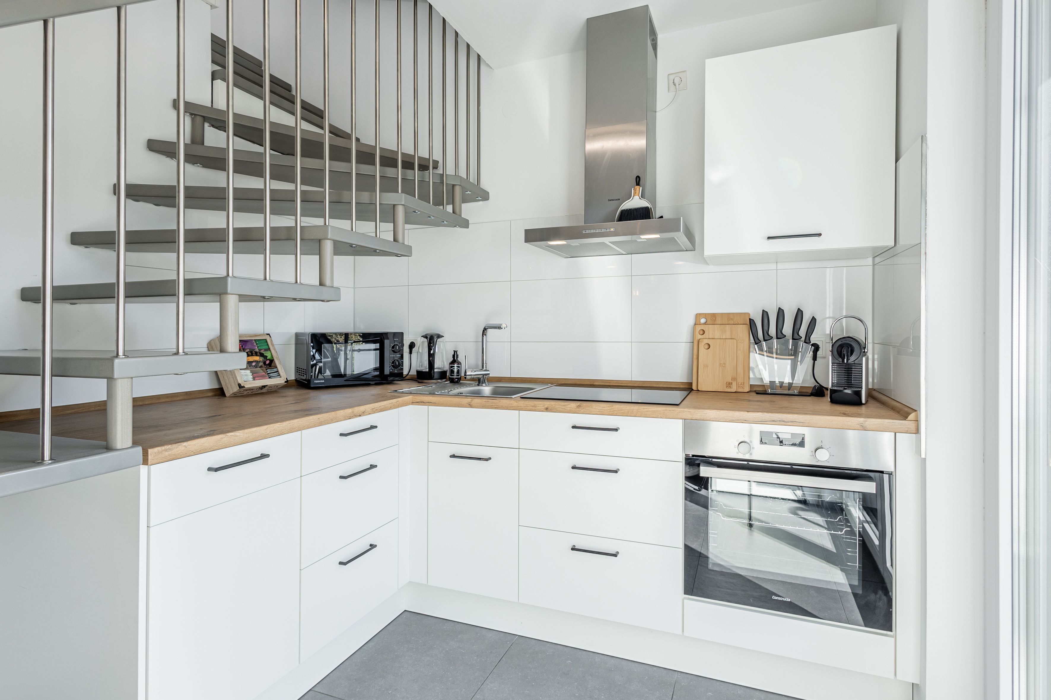  Luxury Apartment I Gas BBQ I Smart TV I Balcony I Underground Parking Space  -  Luxury Apartment I Gas BBQ I Smart TV I Balcony I underground parking space  - Gallery -  14